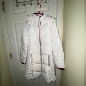 Like new condition! Tommy Hilfiger winter jacket! Size XS